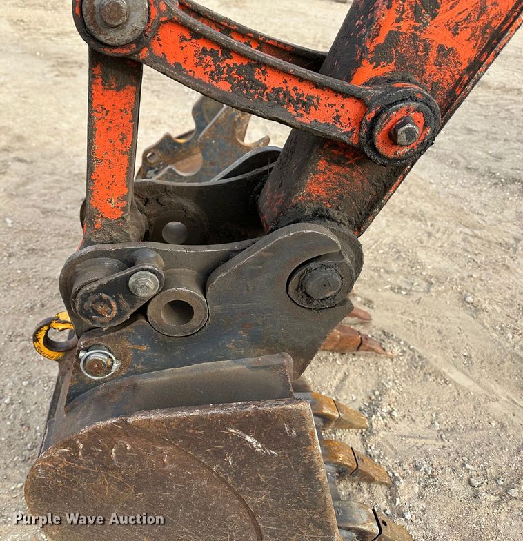 image for item DK1010 2008 Kubota KX121-3  mini excavator