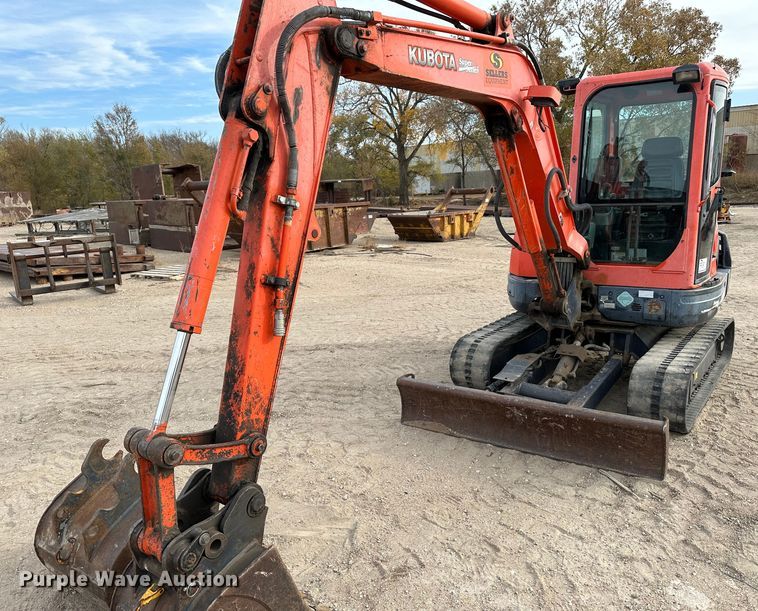 image for item DK1010 2008 Kubota KX121-3  mini excavator