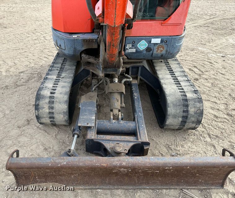 image for item DK1010 2008 Kubota KX121-3  mini excavator