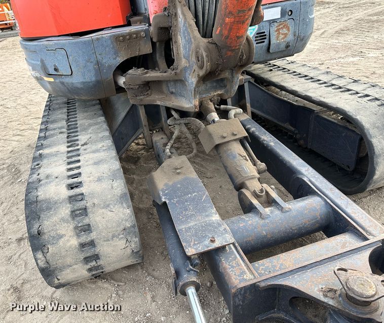 image for item DK1010 2008 Kubota KX121-3  mini excavator