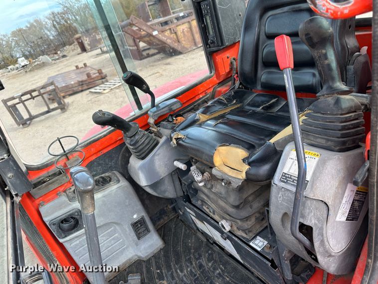 image for item DK1010 2008 Kubota KX121-3  mini excavator
