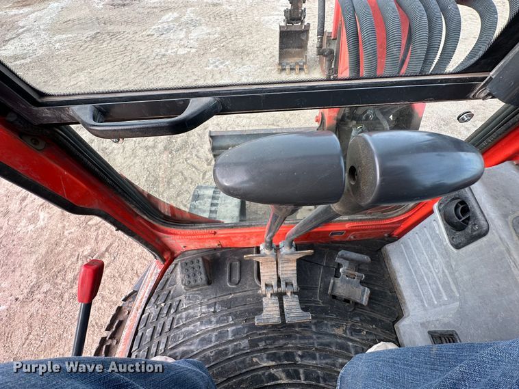 image for item DK1010 2008 Kubota KX121-3  mini excavator