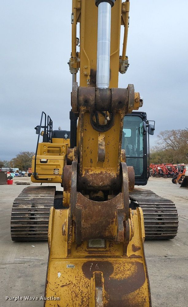 image for item DK1011 2015 Caterpillar 329F L  excavator
