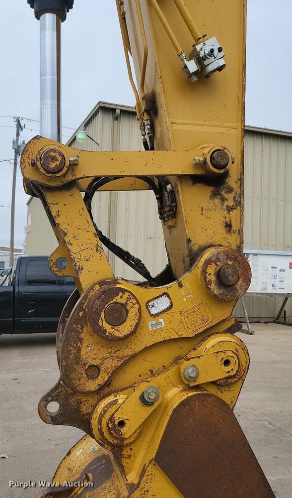 image for item DK1011 2015 Caterpillar 329F L  excavator