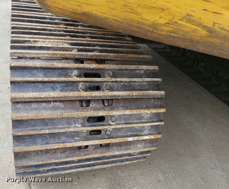 image for item DK1011 2015 Caterpillar 329F L  excavator