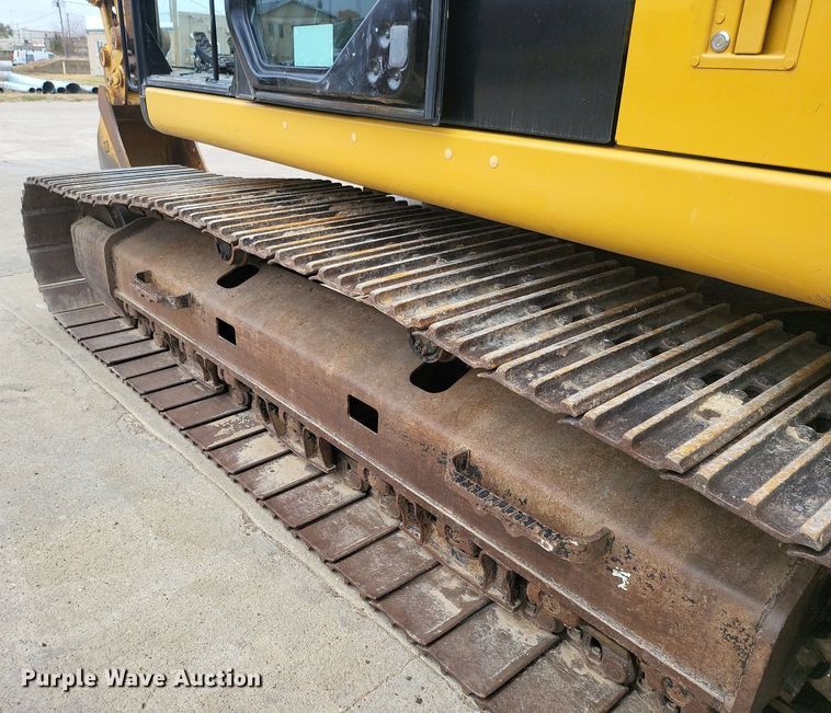 image for item DK1011 2015 Caterpillar 329F L  excavator