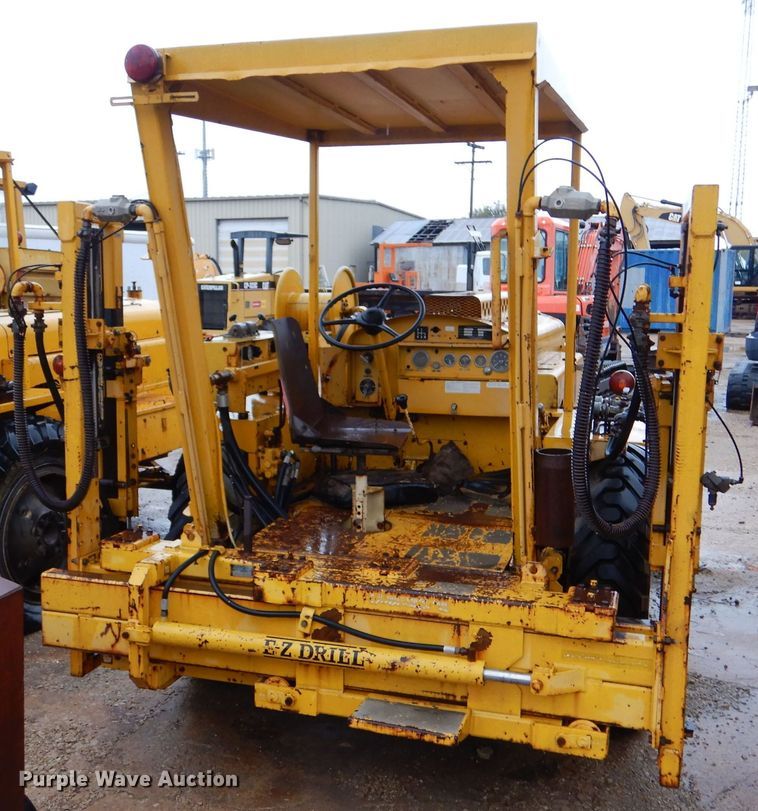 image for item DK1015 Schramm E-Z Drill S-250  pneumatractor