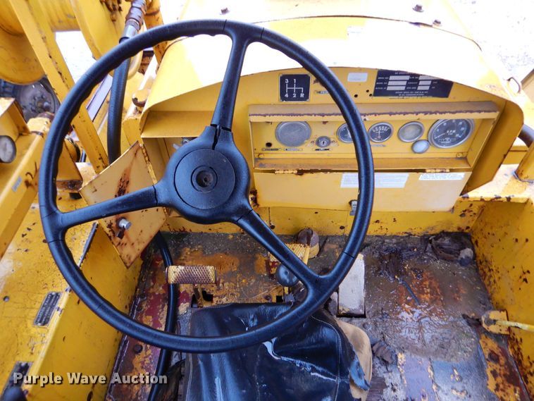 image for item DK1015 Schramm E-Z Drill S-250  pneumatractor