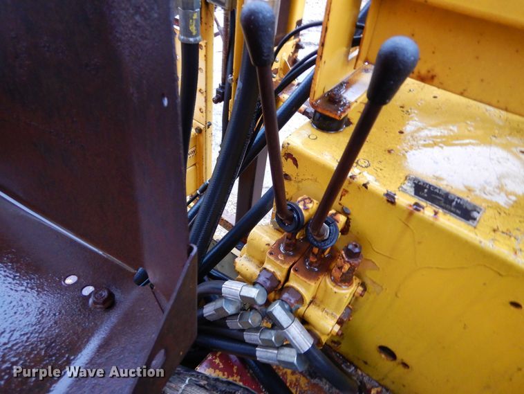 image for item DK1015 Schramm E-Z Drill S-250  pneumatractor