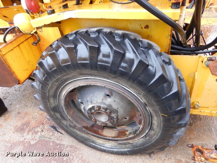 image for item DK1015 Schramm E-Z Drill S-250  pneumatractor