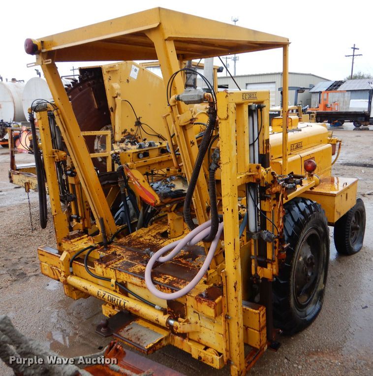 image for item DK1016 Schramm E-Z Drill S-250  pneumatractor