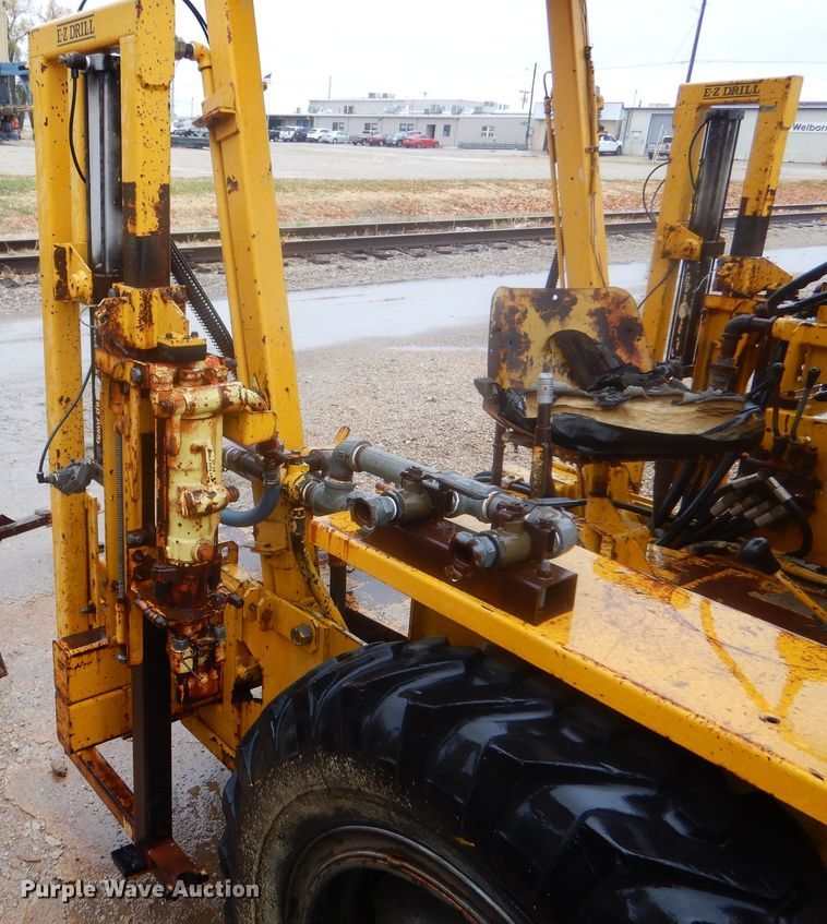 image for item DK1016 Schramm E-Z Drill S-250  pneumatractor