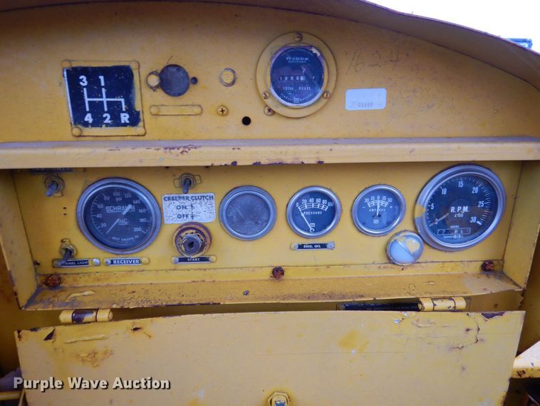 image for item DK1016 Schramm E-Z Drill S-250  pneumatractor