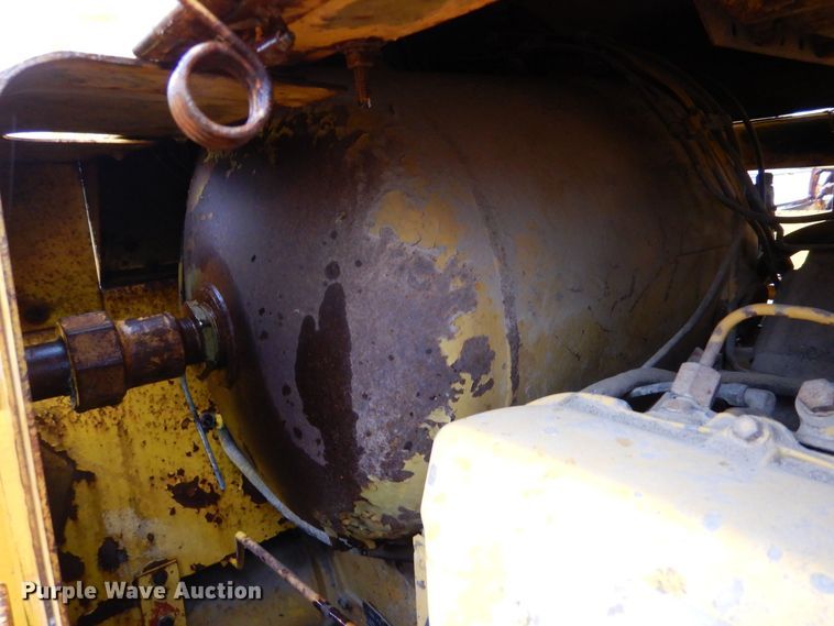 image for item DK1016 Schramm E-Z Drill S-250  pneumatractor