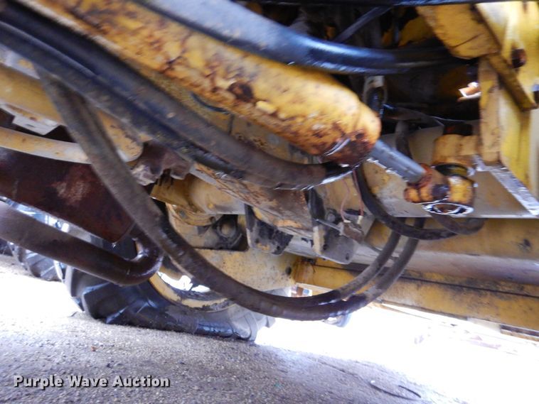 image for item DK1016 Schramm E-Z Drill S-250  pneumatractor