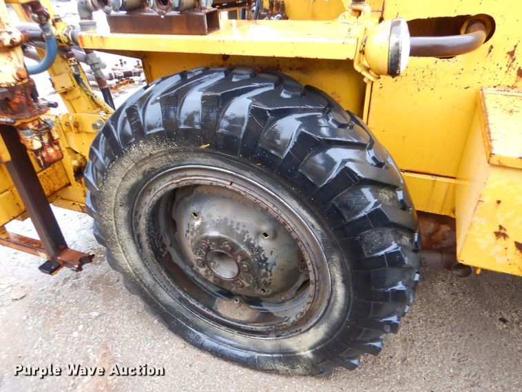 image for item DK1016 Schramm E-Z Drill S-250  pneumatractor