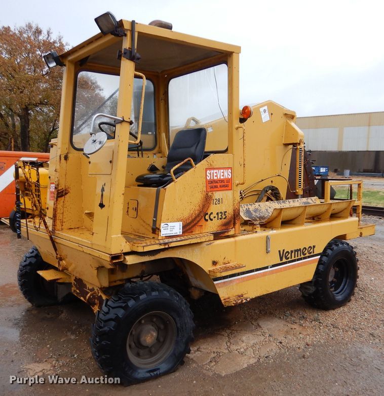 image for item DK1017 1989 Vermeer CC-135  rock saw