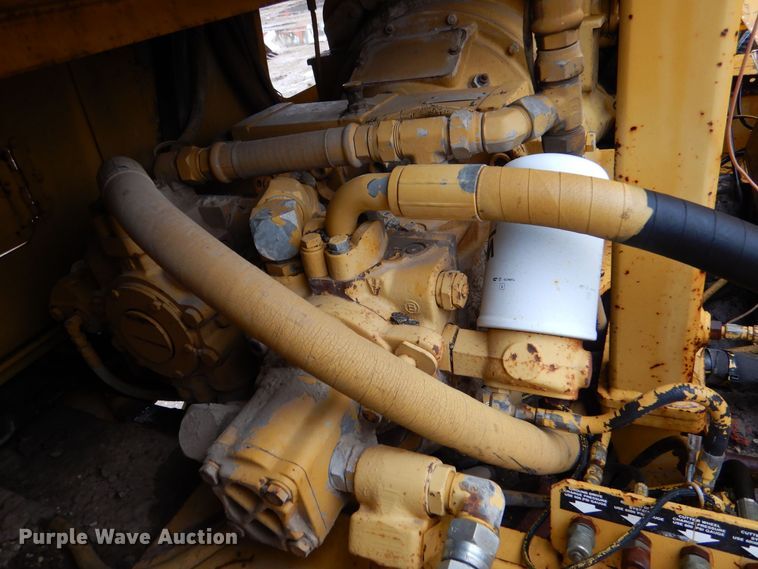 image for item DK1017 1989 Vermeer CC-135  rock saw