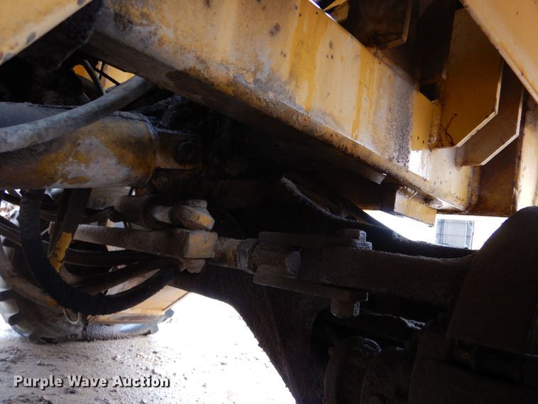 image for item DK1017 1989 Vermeer CC-135  rock saw