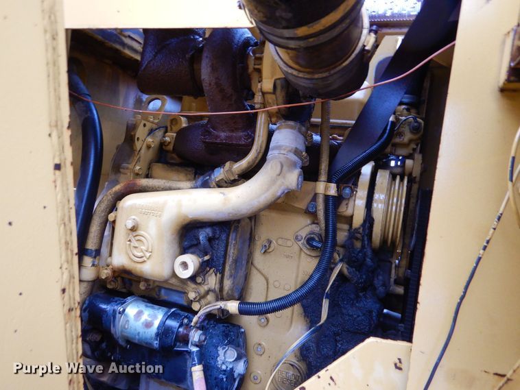 image for item DK1017 1989 Vermeer CC-135  rock saw