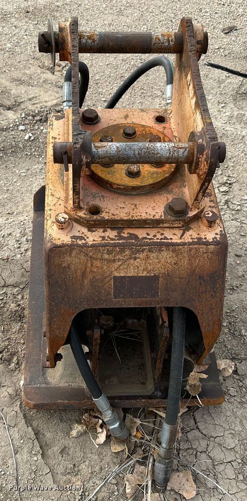 image for item DK1034 NPK  vibratory plate compactor