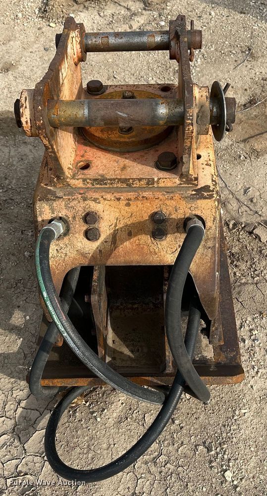 image for item DK1034 NPK  vibratory plate compactor