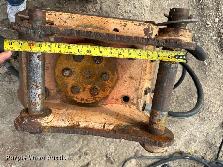 image for item DK1034 NPK  vibratory plate compactor