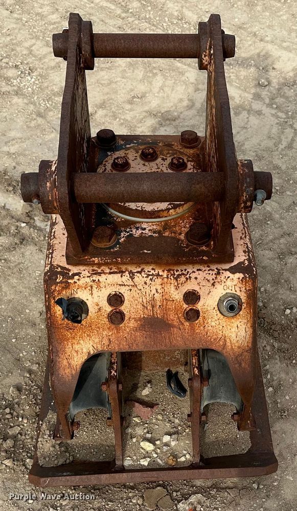 image for item DK1047 NPK C-48  vibratory plate compactor