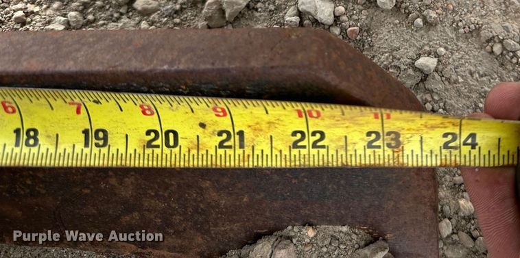 image for item DK1047 NPK C-48  vibratory plate compactor