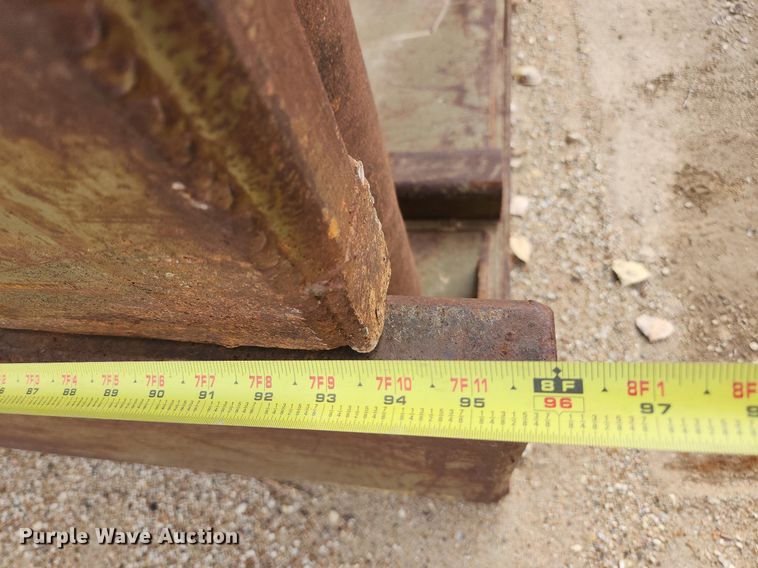 image for item DK1057 Trench box