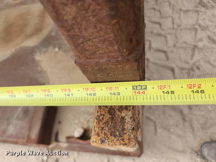 image for item DK1058 Trench box