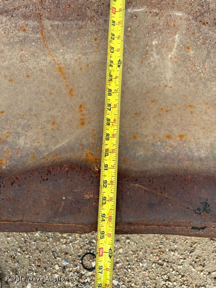 image for item DK1059 Trench box