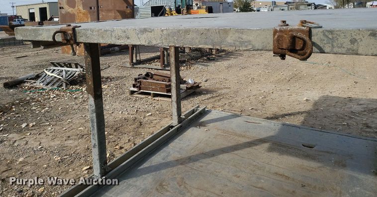 image for item DK1063 Trench box