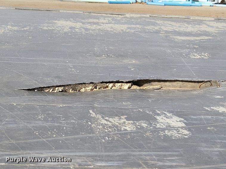 image for item DK1063 Trench box