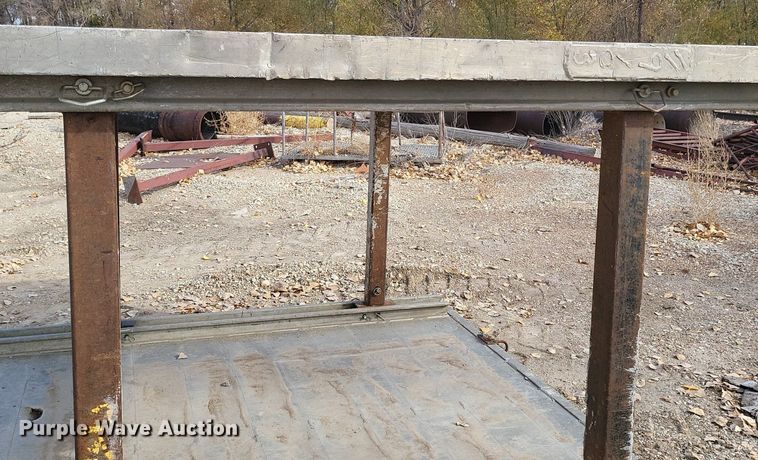 image for item DK1063 Trench box