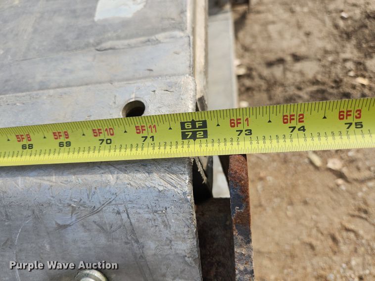 image for item DK1064 Trench box