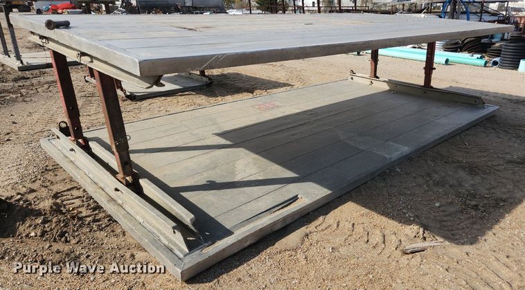 image for item DK1065 Trench box