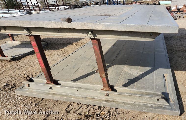 image for item DK1065 Trench box