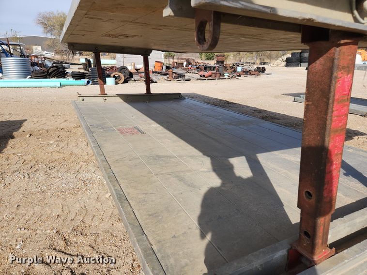 image for item DK1065 Trench box