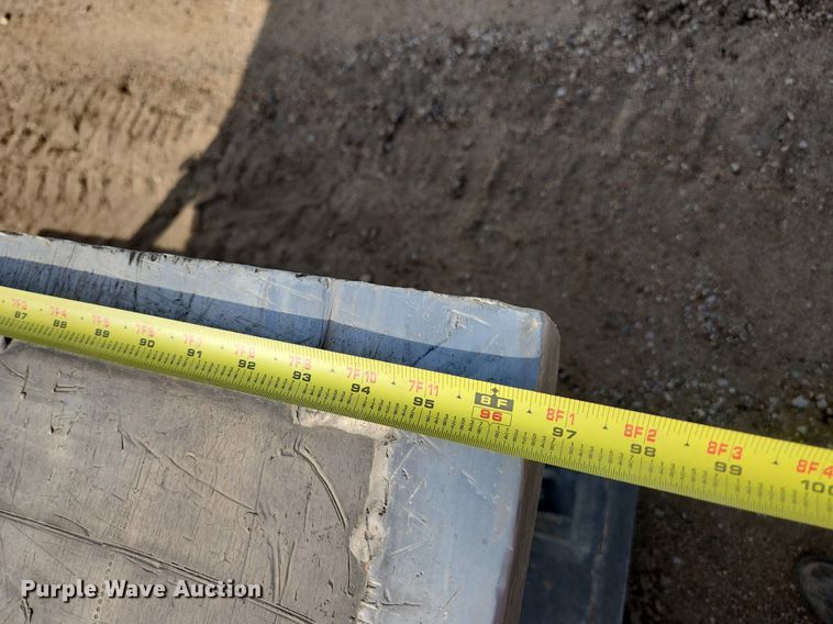 image for item DK1065 Trench box