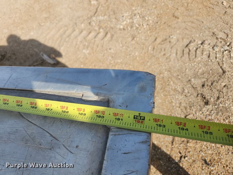 image for item DK1065 Trench box