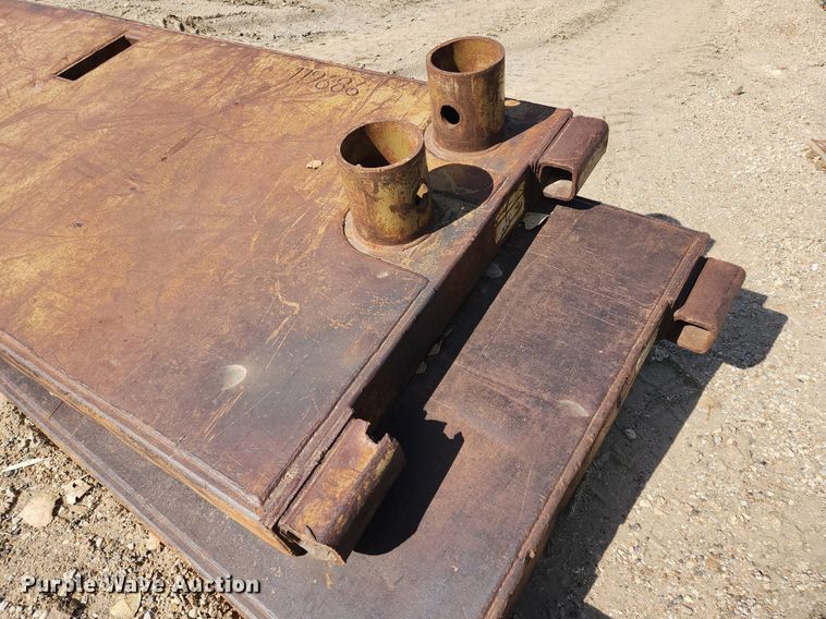 image for item DK1067 Trench box