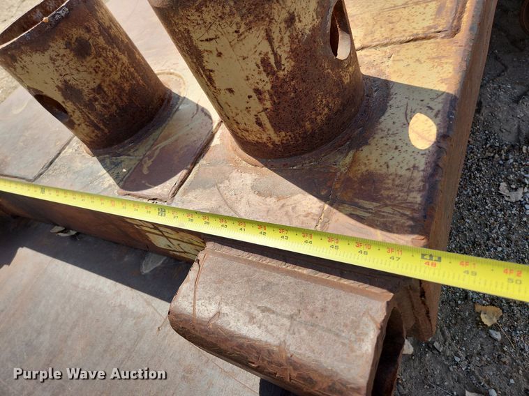 image for item DK1067 Trench box