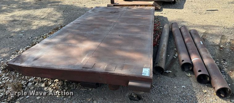 image for item DK1069 Trench box