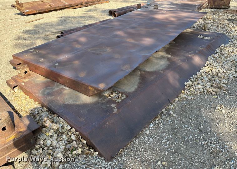 image for item DK1069 Trench box