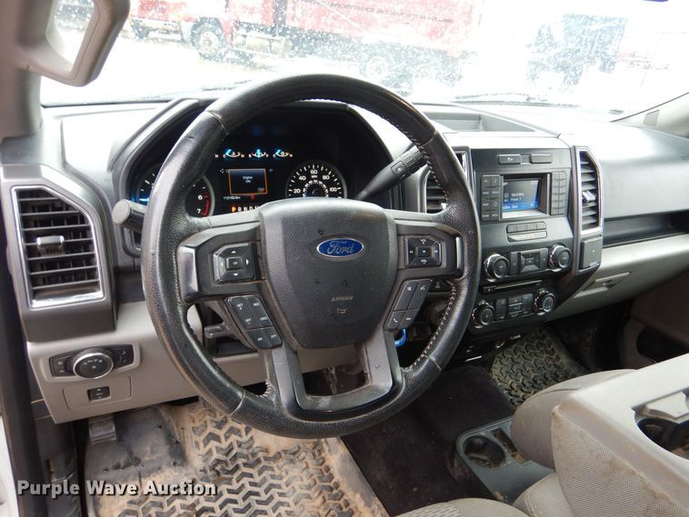 image for item DK1078 2016 Ford F150 XLT  SuperCrew pickup truck