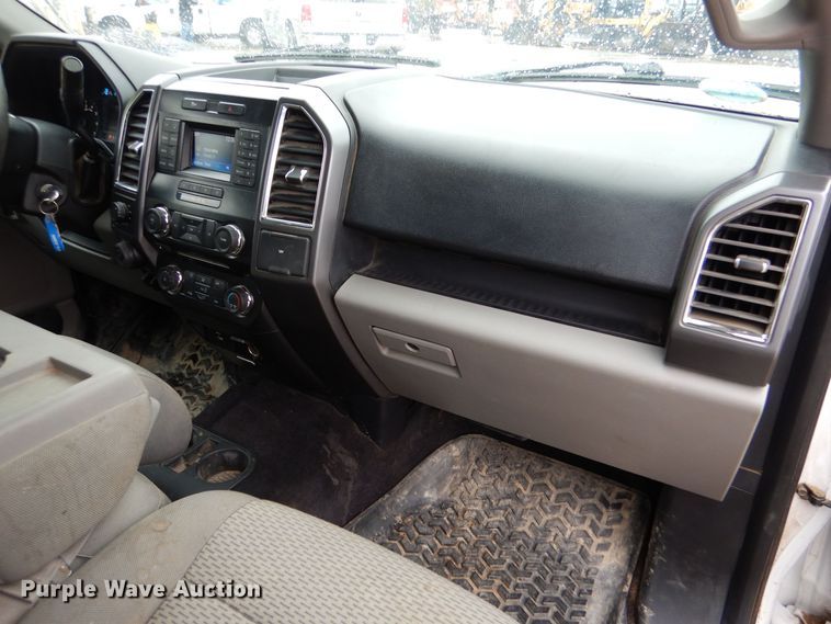 image for item DK1078 2016 Ford F150 XLT  SuperCrew pickup truck