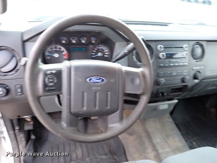 image for item DK1079 2015 Ford F250 Super Duty XL  Crew Cab pickup truck