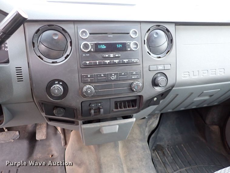 image for item DK1079 2015 Ford F250 Super Duty XL  Crew Cab pickup truck