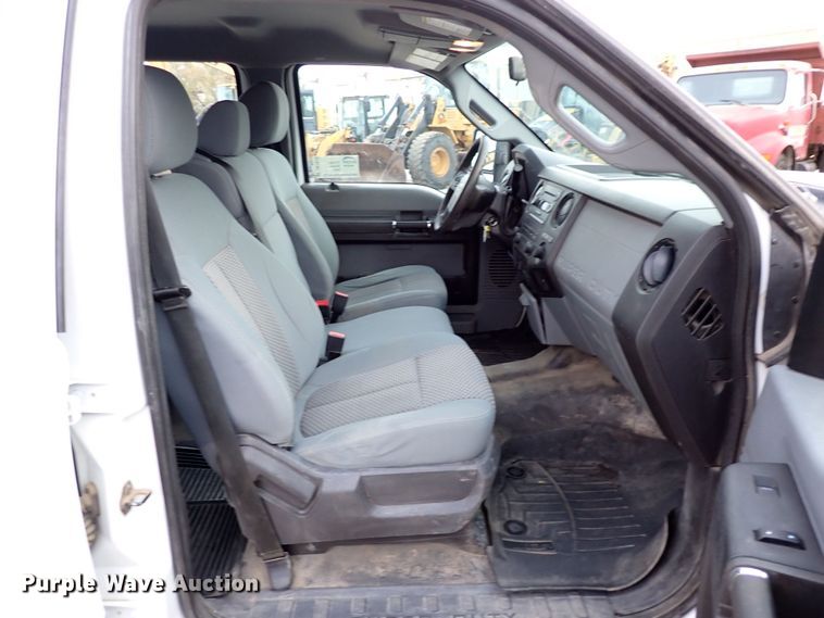 image for item DK1079 2015 Ford F250 Super Duty XL  Crew Cab pickup truck